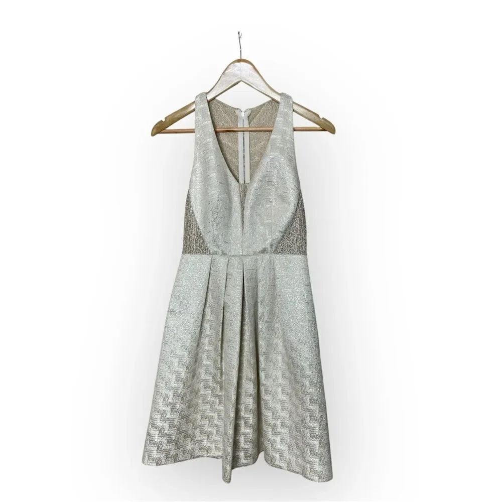 Phoebe by Kay Unger Metallic Champagne Sleeveless Dress